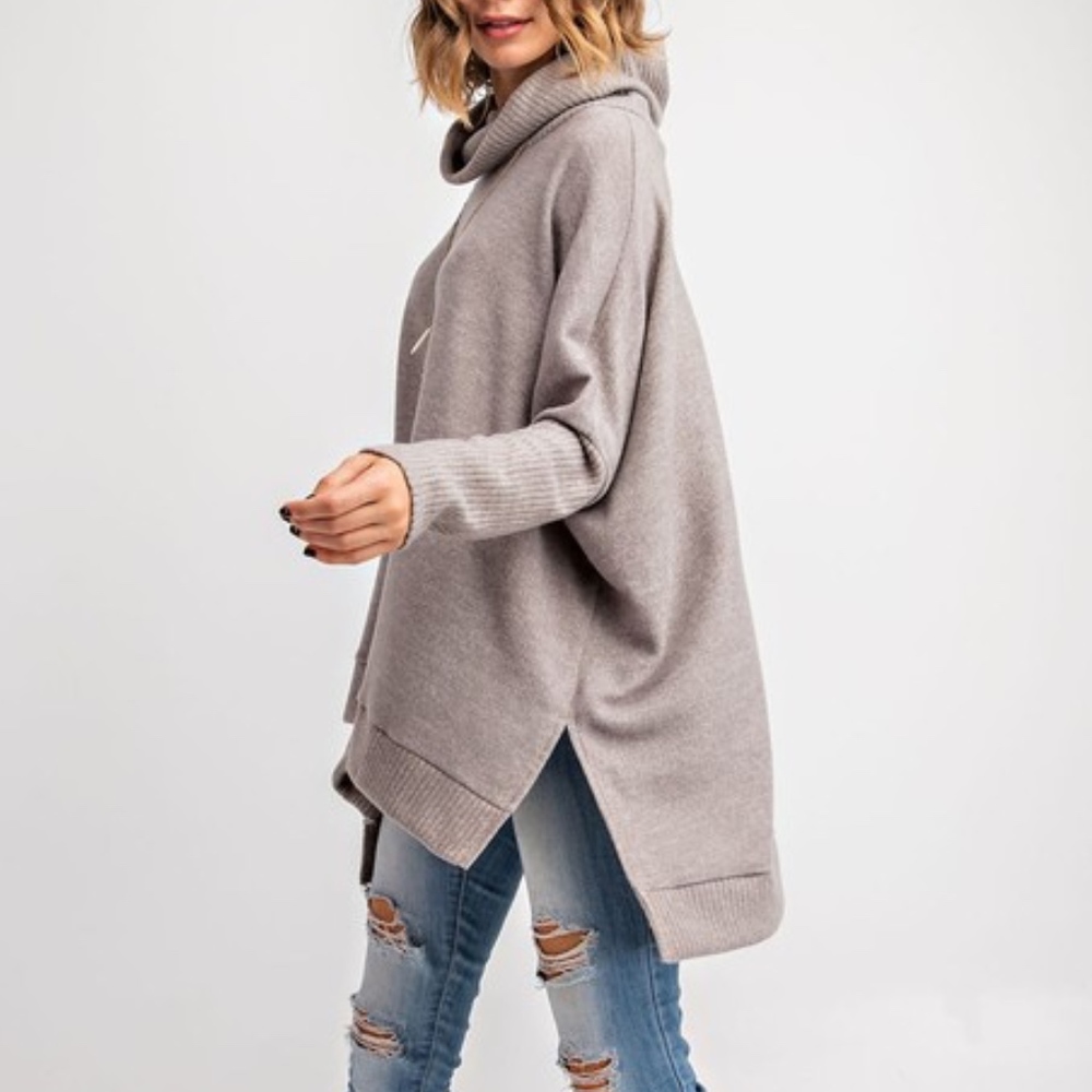 Last 1‼️ Turtle Neck Top - Picture 2 of 4